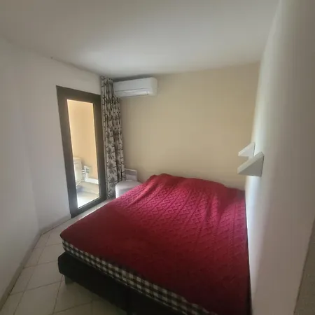 Charmantes Dans Un Moderne A Deux Pas De La Penzion